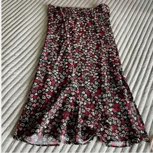 Versatile Loft Skirt  Black with Happy Hearts